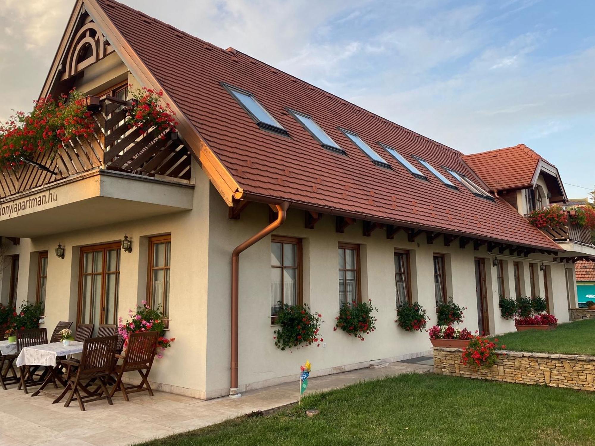 Gardonyi Apartman Daire Eğri Dış mekan fotoğraf