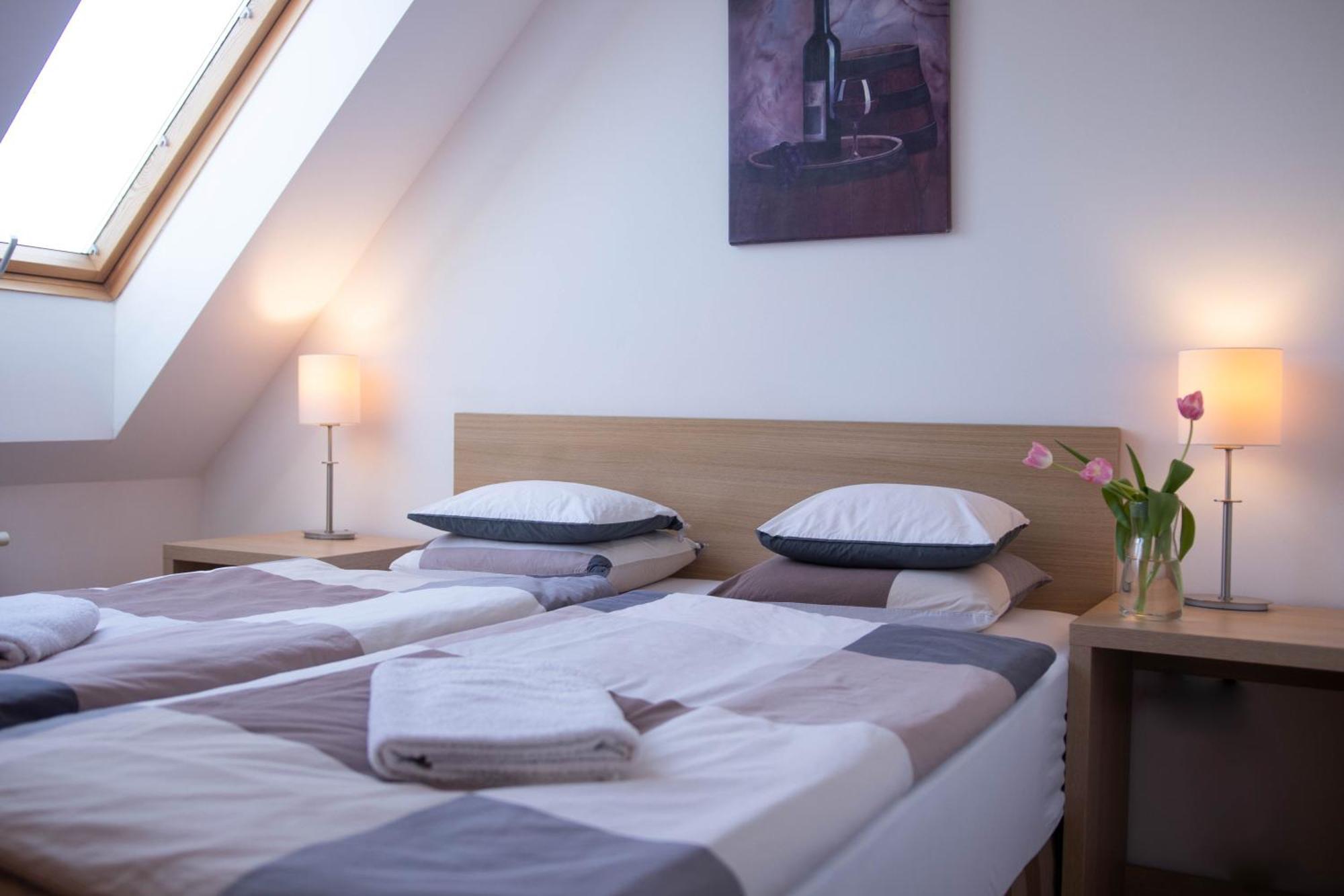 Gardonyi Apartman Daire Eğri Dış mekan fotoğraf