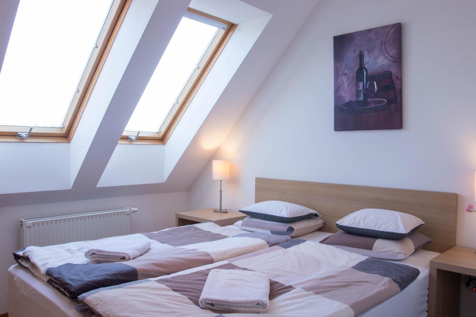 Gardonyi Apartman Daire Eğri Dış mekan fotoğraf